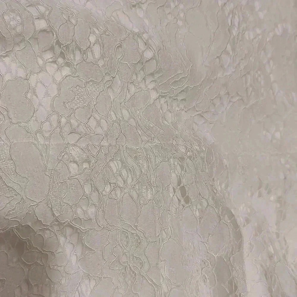 Nwt Lulu's lace fully lined wedding gown - Picture 7 of 8